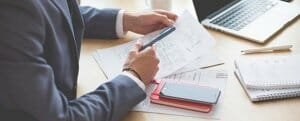 Réussir sa relation avec un intermédiaire en transmission d'entreprise